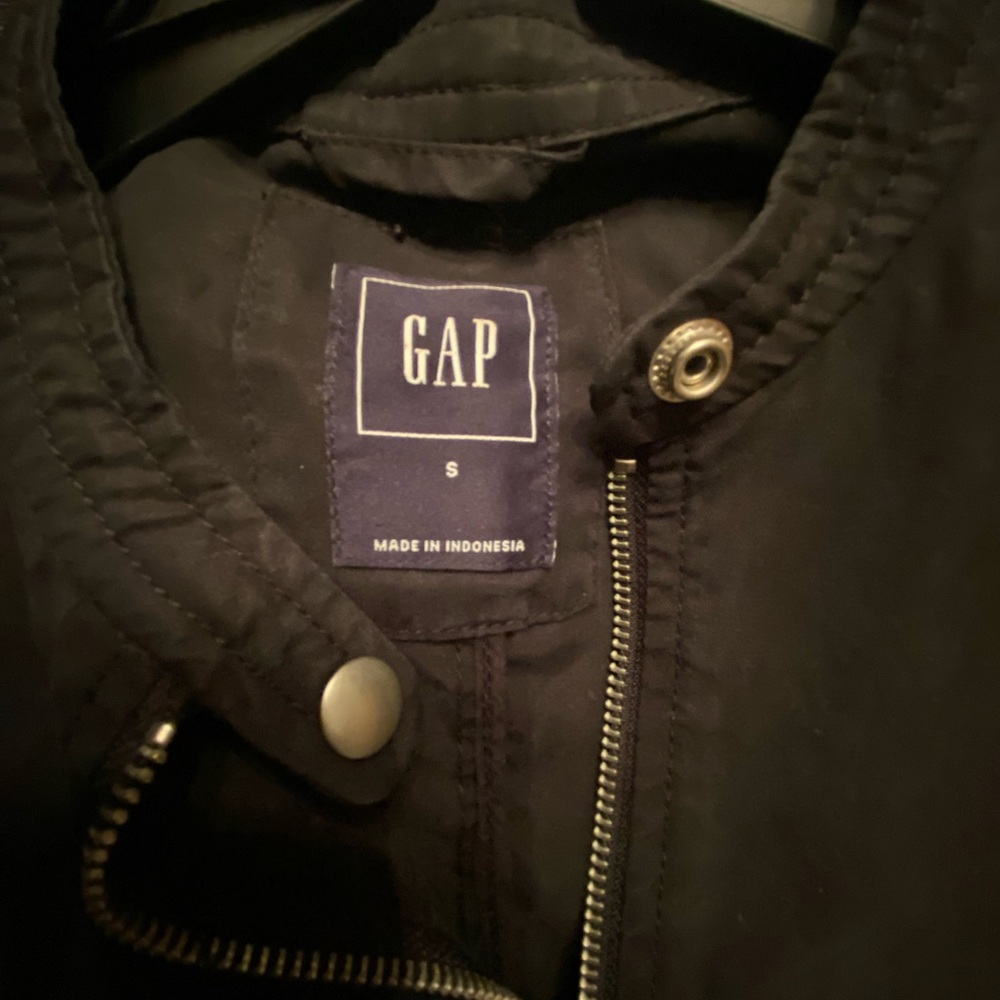 Gap Black Light Weight Jacket - image 7